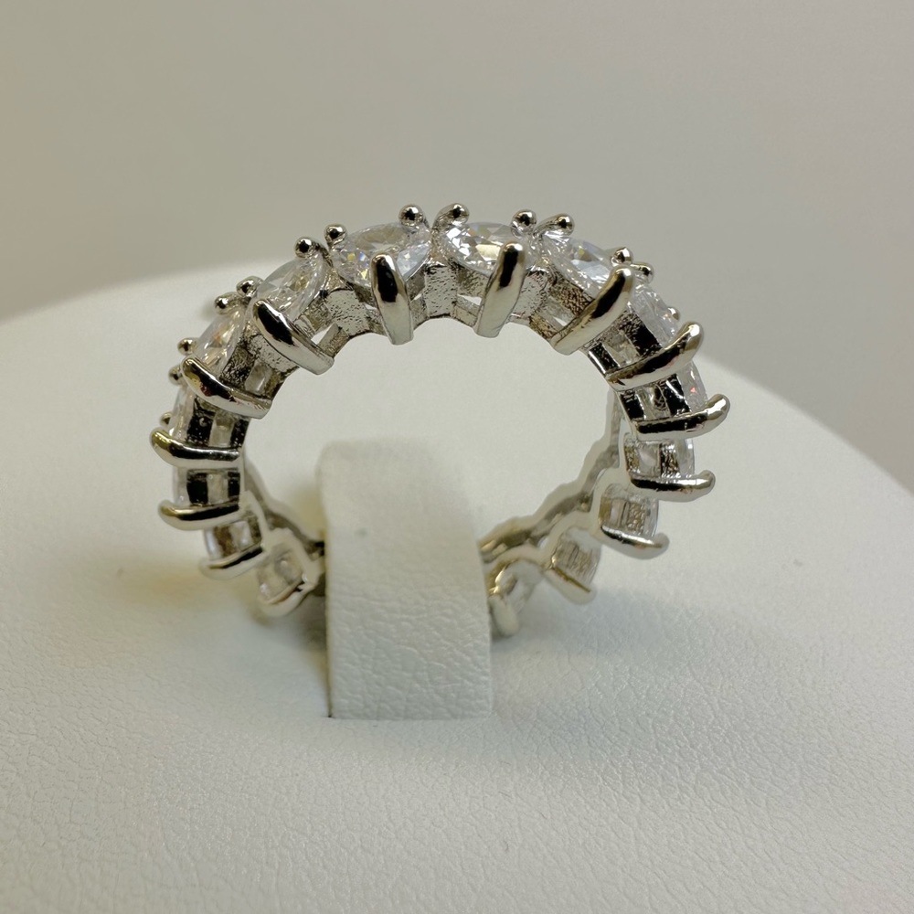 HEART ❤️ SHAPED Diamond Eternity Band - Picture 6 of 9